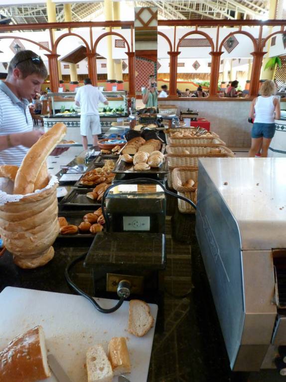 Buffet do restaurante do hotel em Punta Cana, no litoral da República Dominicana